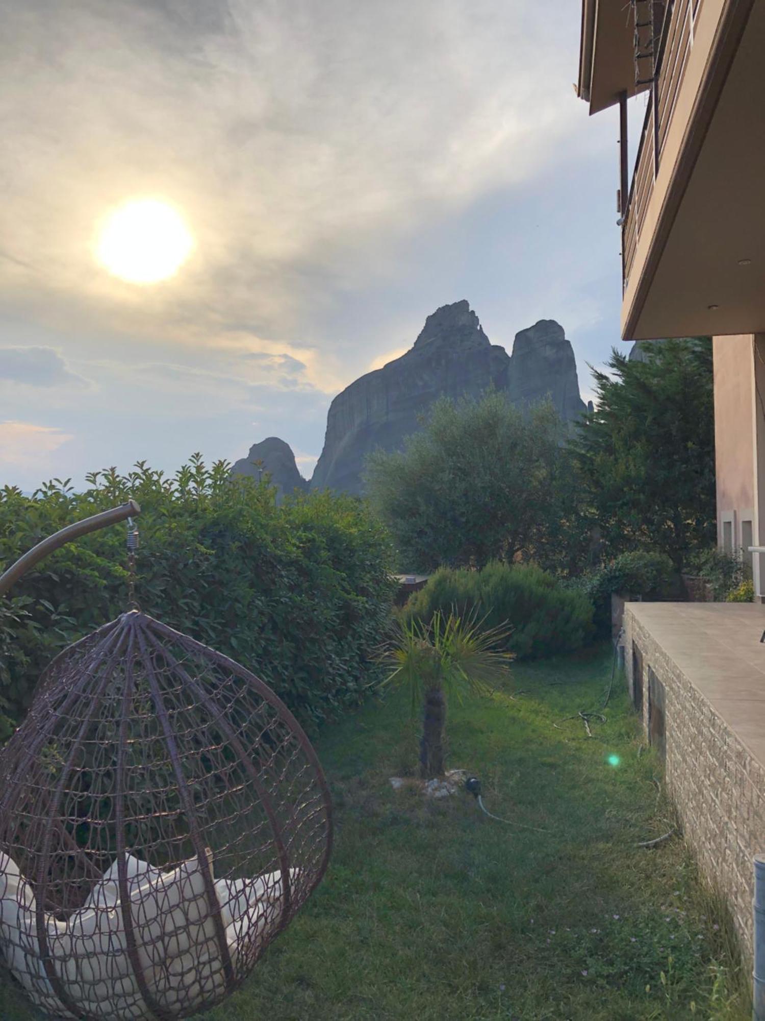 Villa Under Meteora Kalampáka Dış mekan fotoğraf